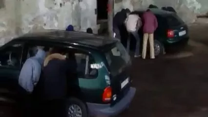 Con il film prono gratis desiderio di rinfrescarsi un po', le ragazze si sono spogliate in bagno.