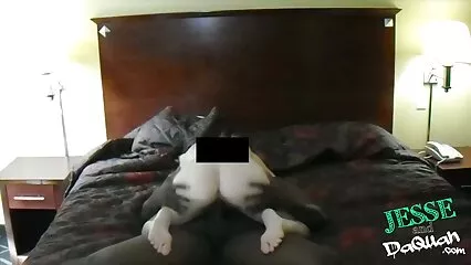La festa del sesso ubriaco è andata bene e ha lasciato film x adulti gratis tutti felici.