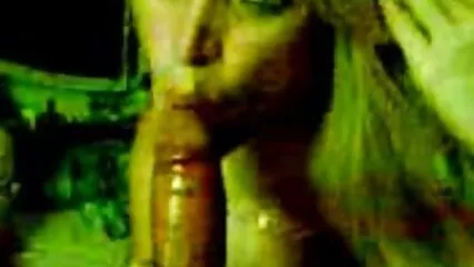 Affronta bene un membro di video porno gratis da vedere una ragazza a un casting sessuale.