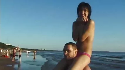 Le youtube porno film gratis bionde assecondano il pene con buchi lussuriosi.