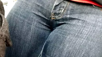 Il cliente lubrificato sta martellando con un massaggiatore films porno gratuiti pompato.
