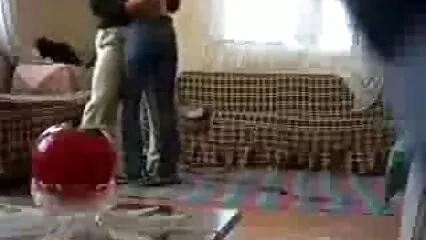 Babekha ha fatto sesso con il suo film porno gratis per tutti ragazzo in leggings.