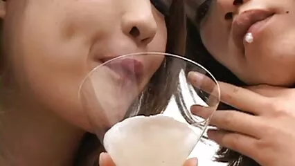 Il video trans italiani gratis cliente ha fatto sesso in un taxi con un autista.
