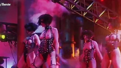 I pagliacci hanno fatto sesso con un acrobata film prono gratis proprio nel circo.