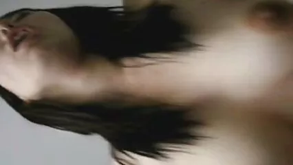 Una vecchie troie porno gratis bionda spettacolare ha sedotto il fidanzato di sua figlia.