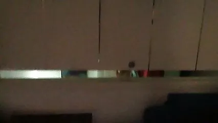 Mulatti nudi porno belli gratis leccano i cappucci di un amico a un amico.