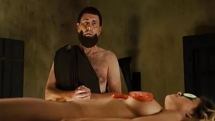 Le ragazze, a turno, si mettono la bocca lesbiche film gratis sulla fica dell'altra.