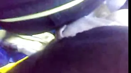 Donne giocose nude giocano con i loro buchi. film porno onlain gratis