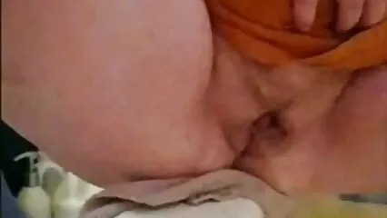 Per non pagare il film porno gratis animali biglietto, una giovane mora scopa in un taxi.