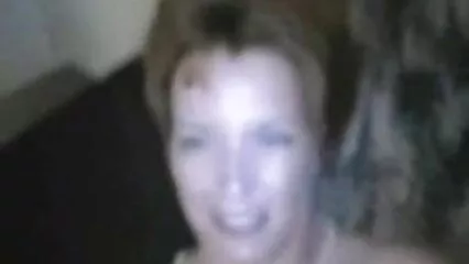 Pulcino diligente fa il cunnilingus alla sua amica. film porno gratis scambisti